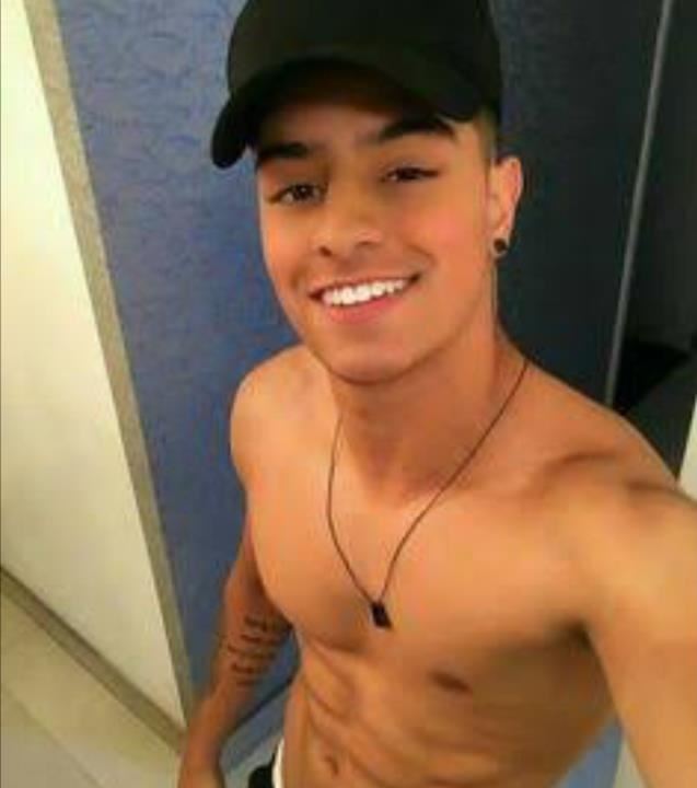 Chat Gay Para Homens Gays Em Busca De Encontros Relacionamentos